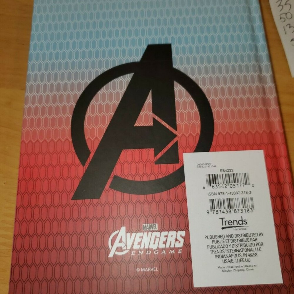 MARVEL AVENGERS ENDGAME ASSEMBLE NOTEBOOK